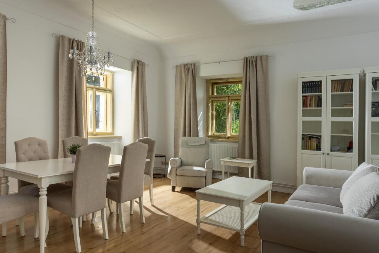 Kolowrat Apartment